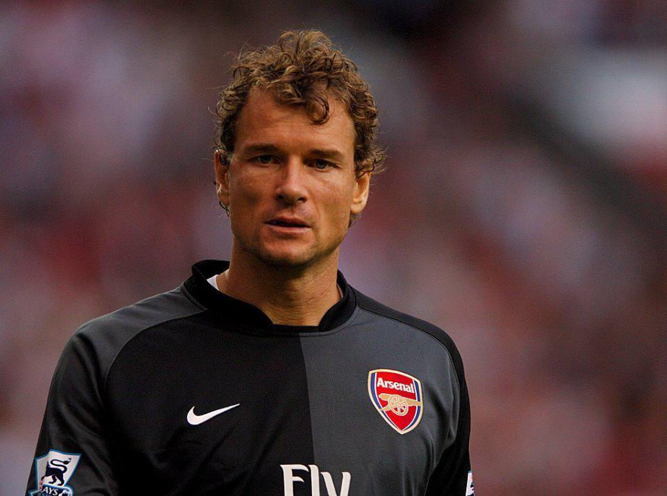 广发体育app-阿森纳不败赛季这套首发 英超历史能排第几？